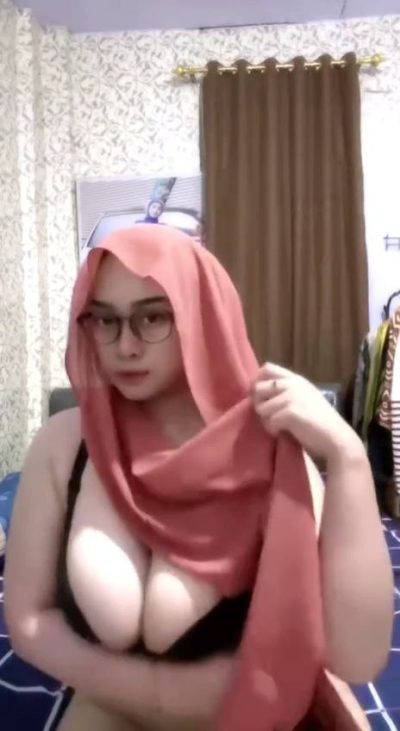 bu guru salsa viral colmek hot di kamar