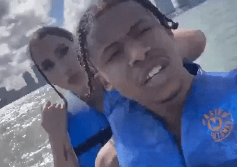 main jetsky sama pacar eh sange