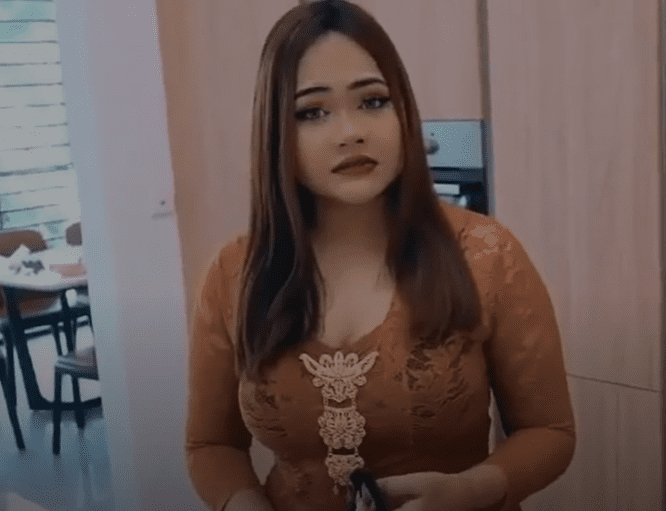 baby suji resepsionis hotel birahi