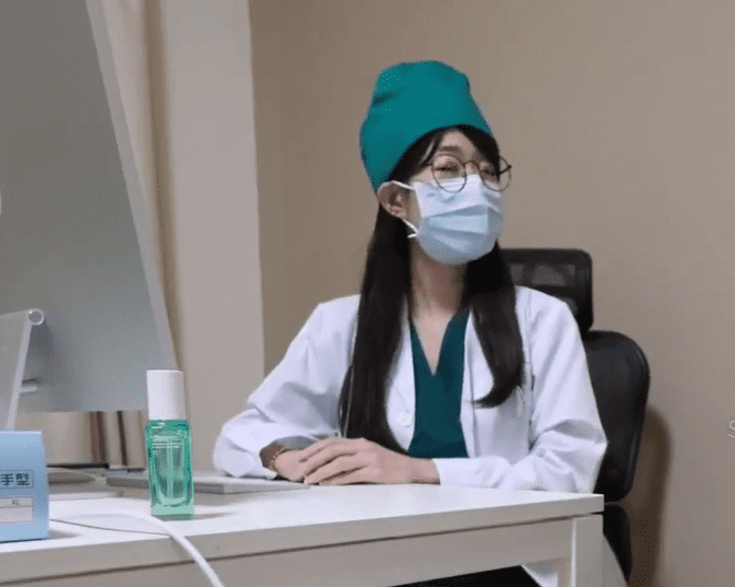 DOKTER MESUM NIAT PRIKSA JADI ENAK