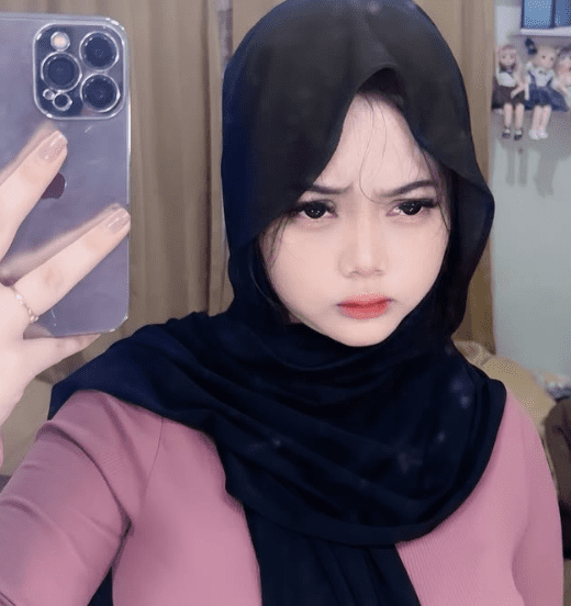 Chellmey colmek demi pacar