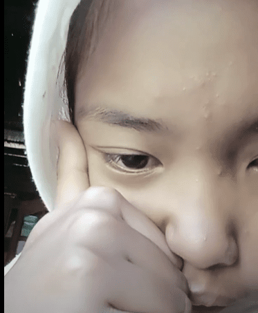 BOCIL BELAJAR COLMEK DI CAMERA