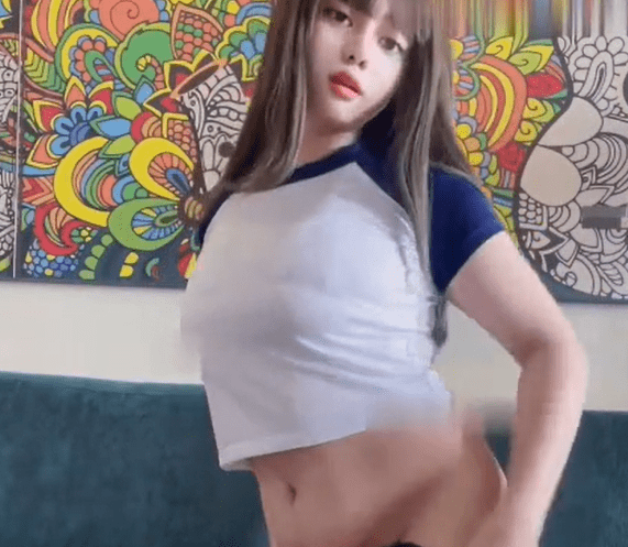 chindo cantik cosplay jepang colmek muncrat