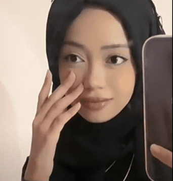 skandal farida colmek depan camera