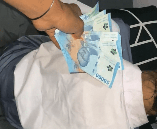 putih abuh2 open bo